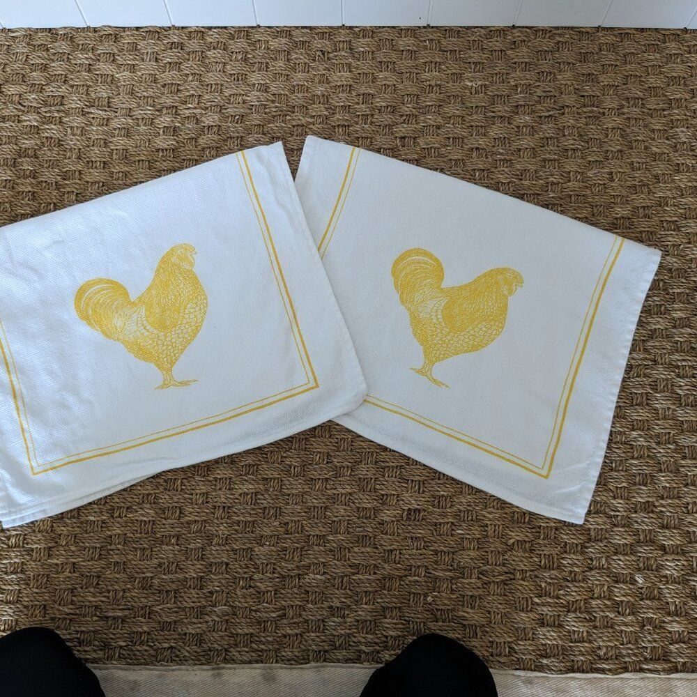 2 Town & Country Living Kitchen Towels - Yellow Roosters on White Towel - USA - Picture 8 of 8